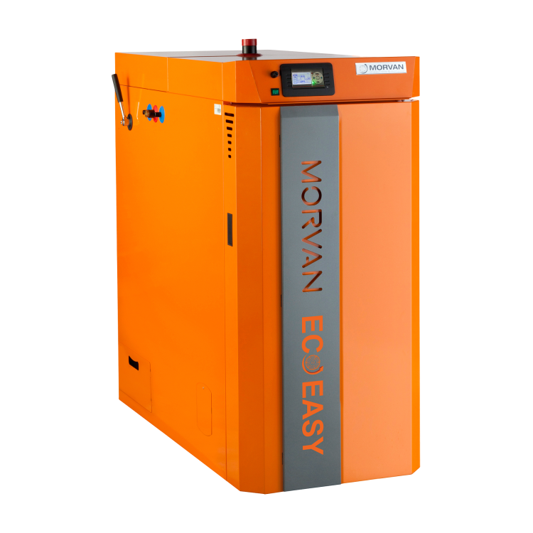 Chaudière bois à tirage inversé Eco EASY (25 à 45 kW), avec ventilateur d'extraction et réglage manuel des volets d'admission d'air. Haute performance, rendement de 93 %, système de décendrage et d'échange à haut rendement. Tablette de commande simple et grande porte de chargement adaptée aux bûches.