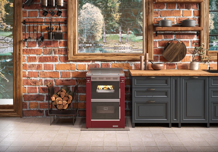 photo ambiance cuisinière à bois Cook'R 60 de Morvan, puissance de 7,5 kW et rendement de 81,2 %. Disponible en trois finitions (blanc, anthracite, et bordeaux), avec plaque de cuisson en acier poli et four spacieux de 40 L. Compacte (60 cm de largeur), elle est idéale pour les cuisines intégrées et offre un chauffage d’appoint performant avec un charme rustique.