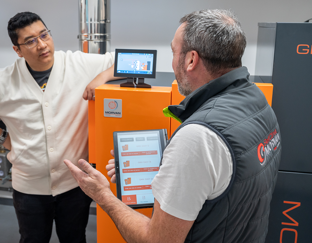 Accompagnement pour une chaudière à bois granulés Morvan, spécialiste chauffage bois depuis 1948